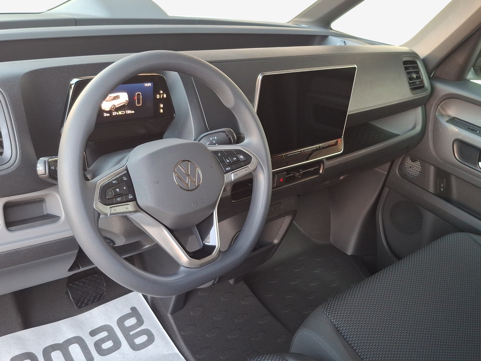 VW ID. Buzz Cargo Pro-image-8