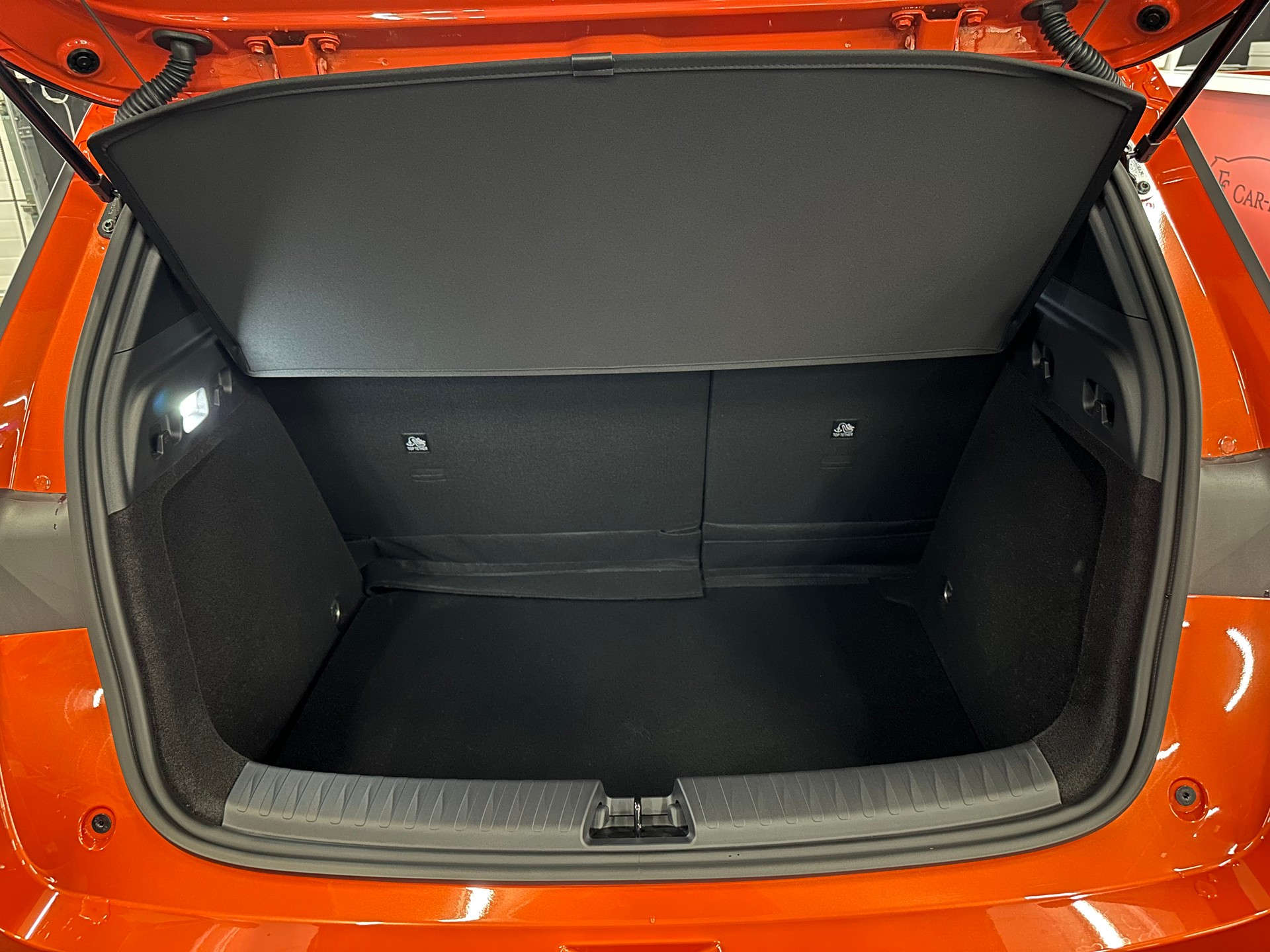 BYD Dolphin G DM-i Comfort-image-8