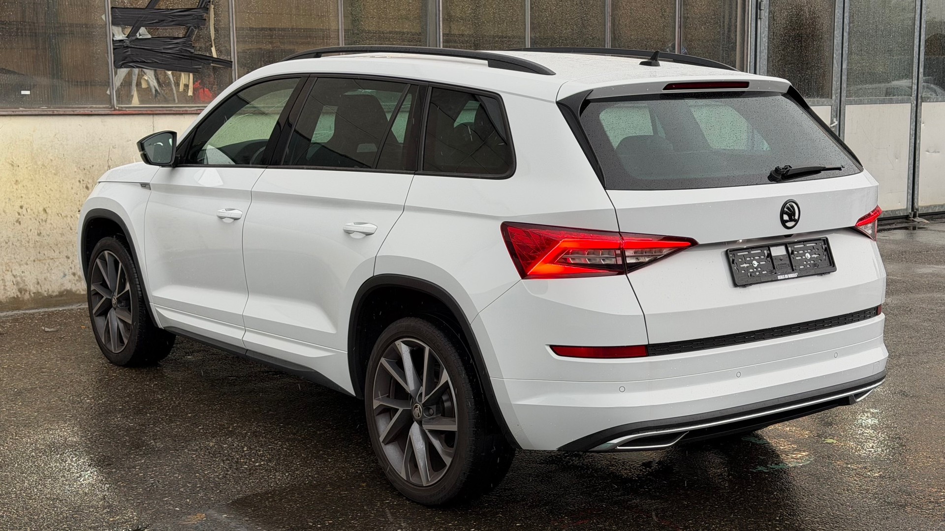 SKODA Kodiaq 2.0 TSI Sport Line DSG 4x4-image-6