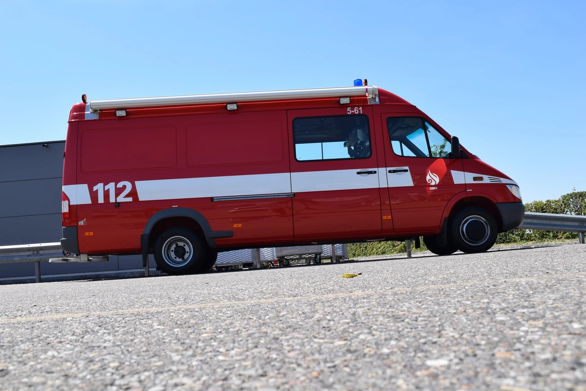 MERCEDES-BENZ SPRINTER 416 CDI DUO AUTOMATIK FEUERWEHR l 156 PS-image-2