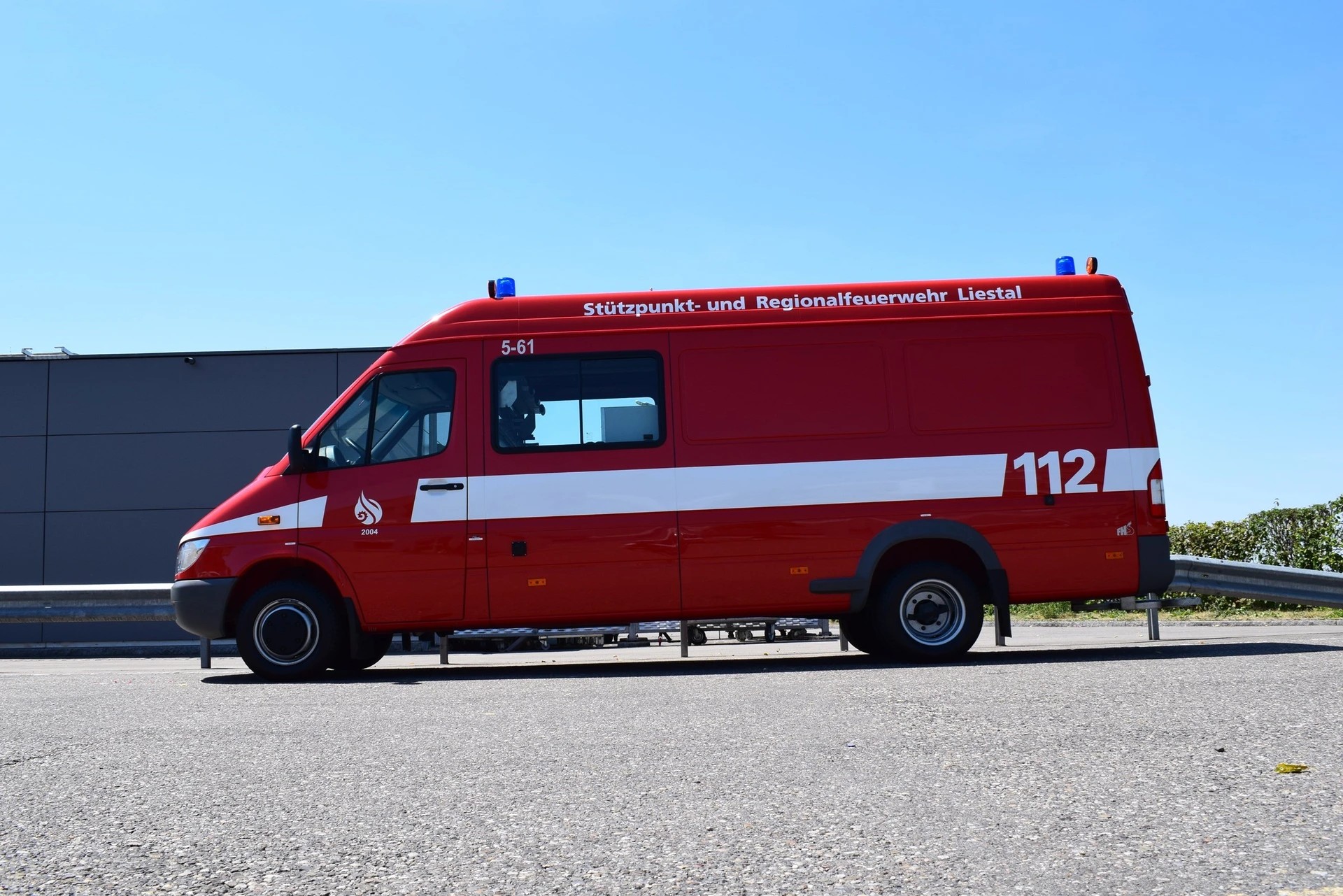 MERCEDES-BENZ SPRINTER 416 CDI DUO AUTOMATIK FEUERWEHR l 156 PS-image-1