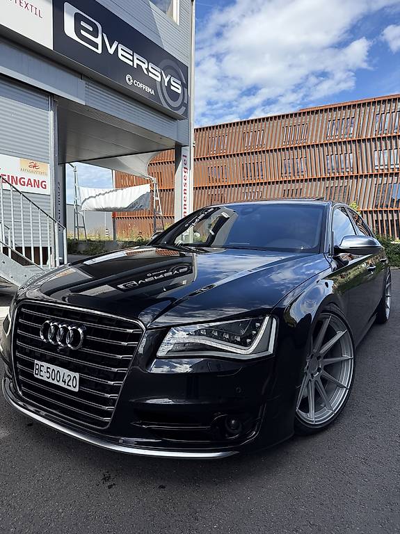 AUDI S8 4.0 TFSI V8 quattro tiptronic-image-0