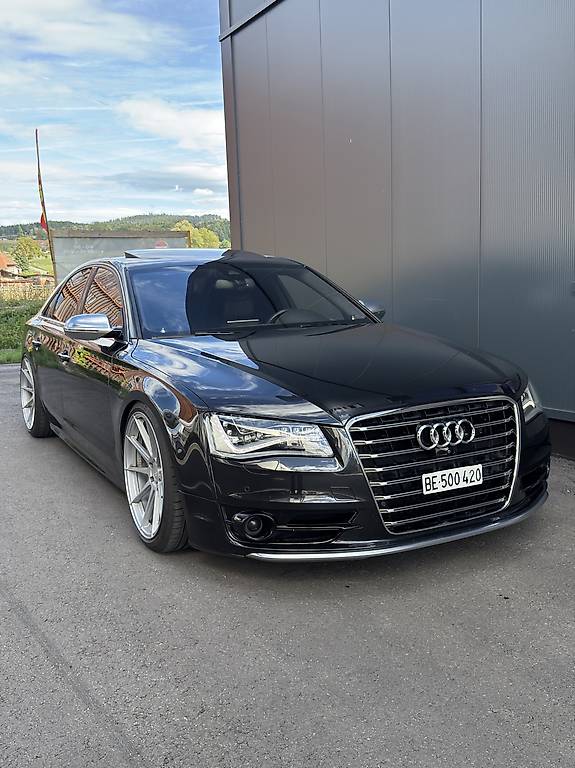 AUDI S8 4.0 TFSI V8 quattro tiptronic-image-2