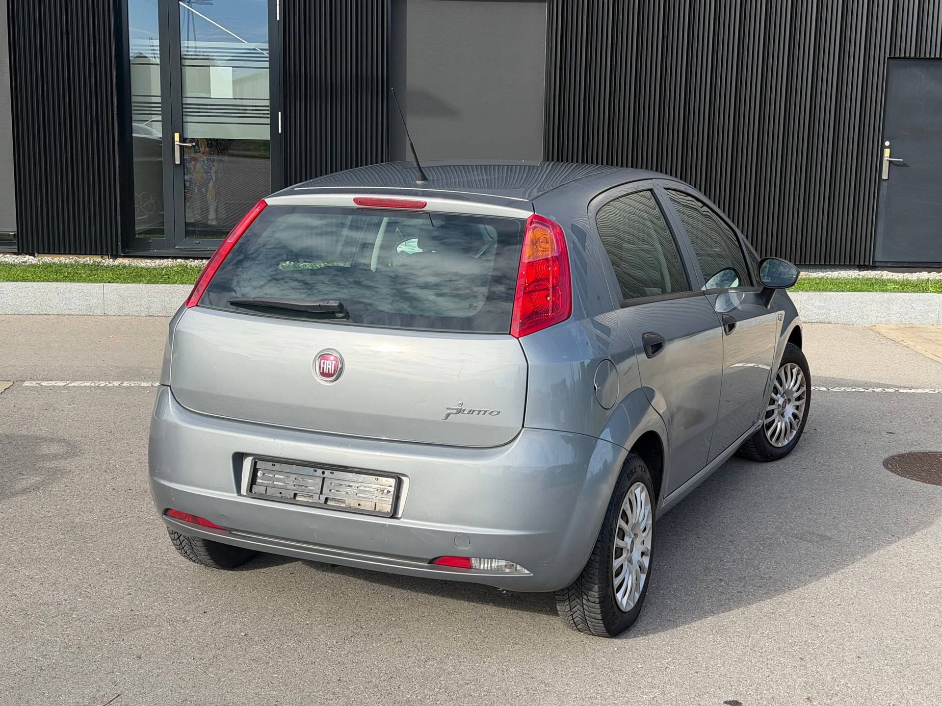 FIAT Punto 1.2 Pop-image-12