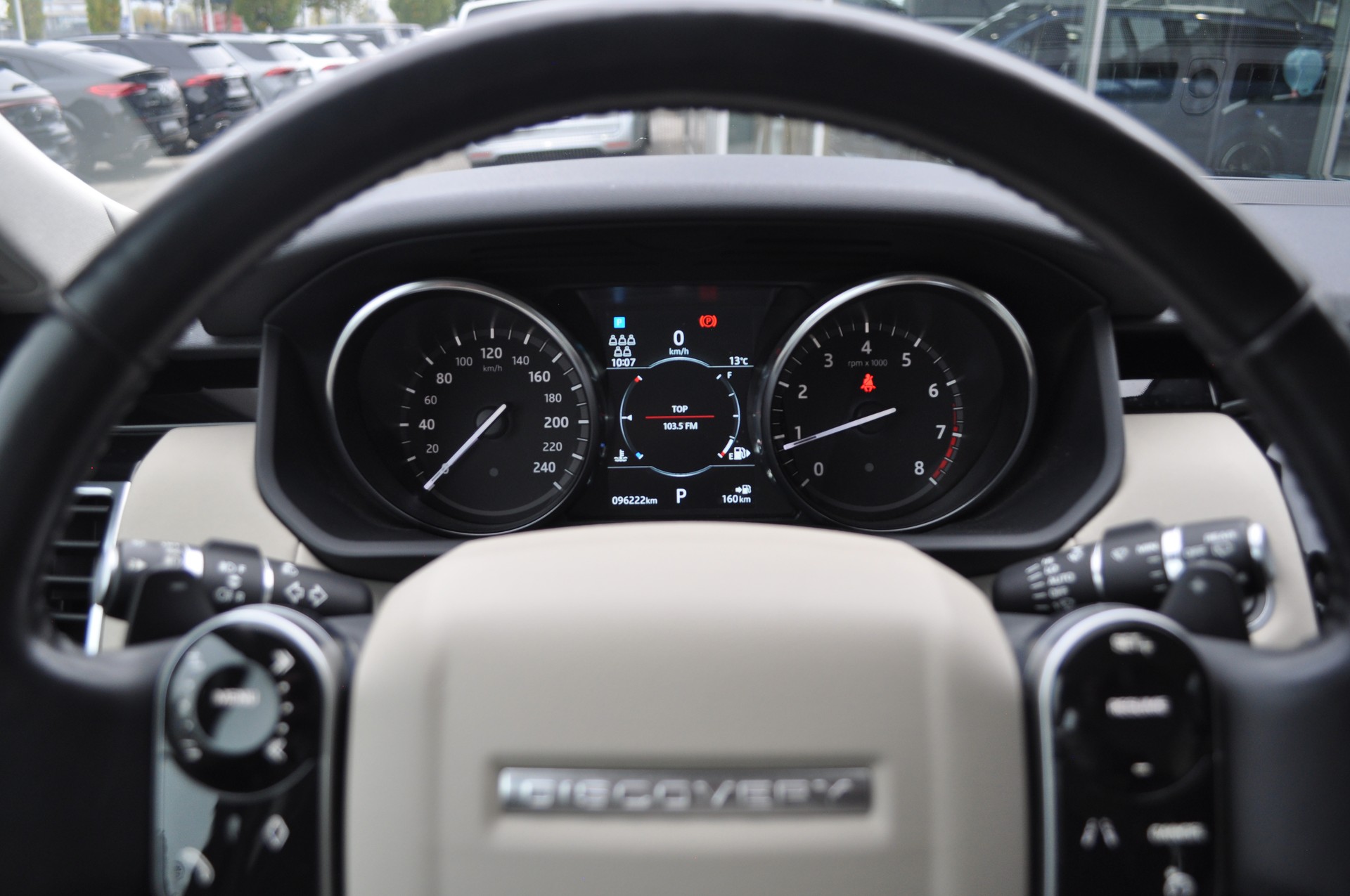 LAND ROVER Discovery 2.0 Si4 SE-image-12