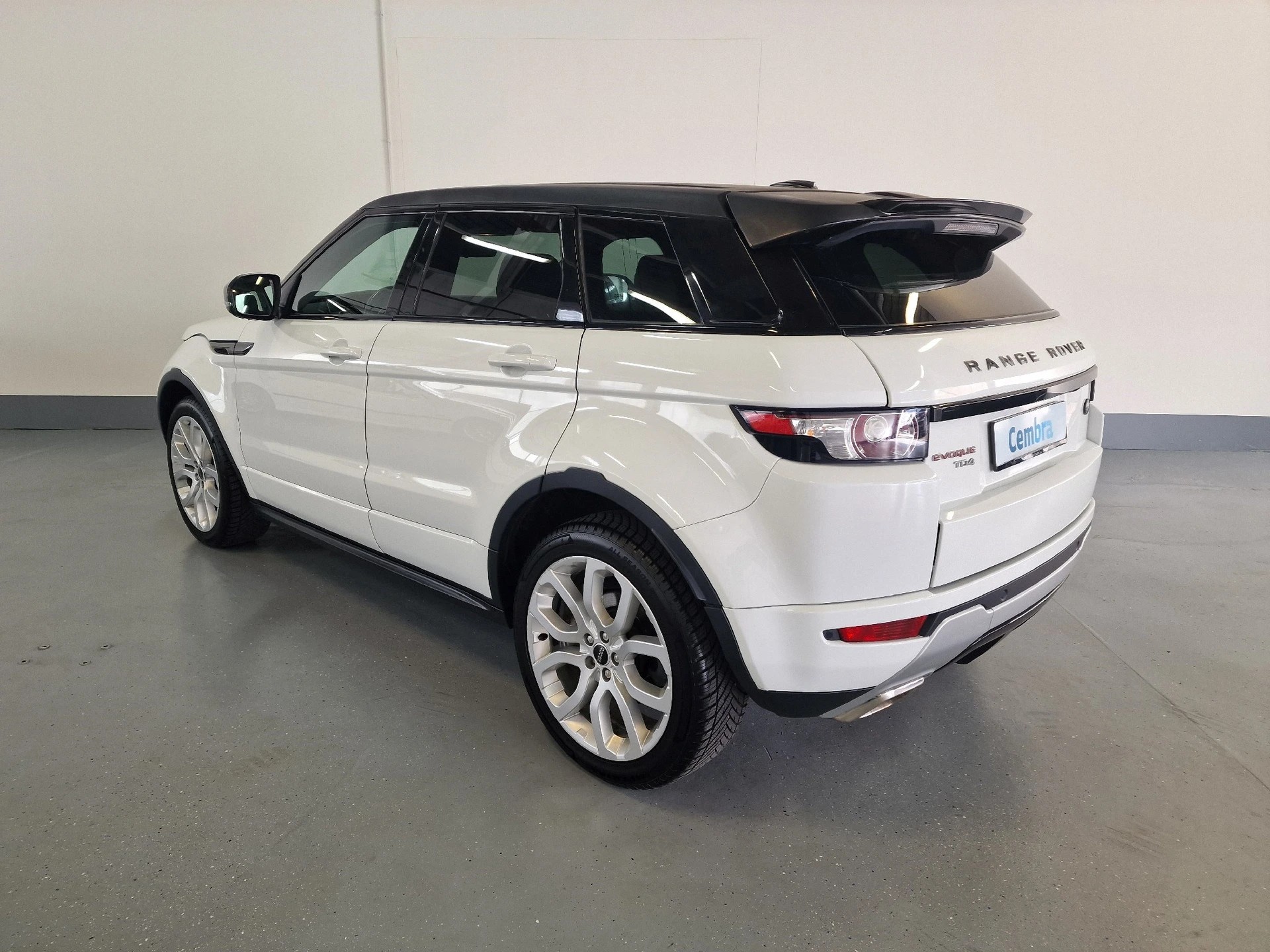 LAND ROVER Range Rover Evoque 2.2 TD4 Dynamic AT6-image-5