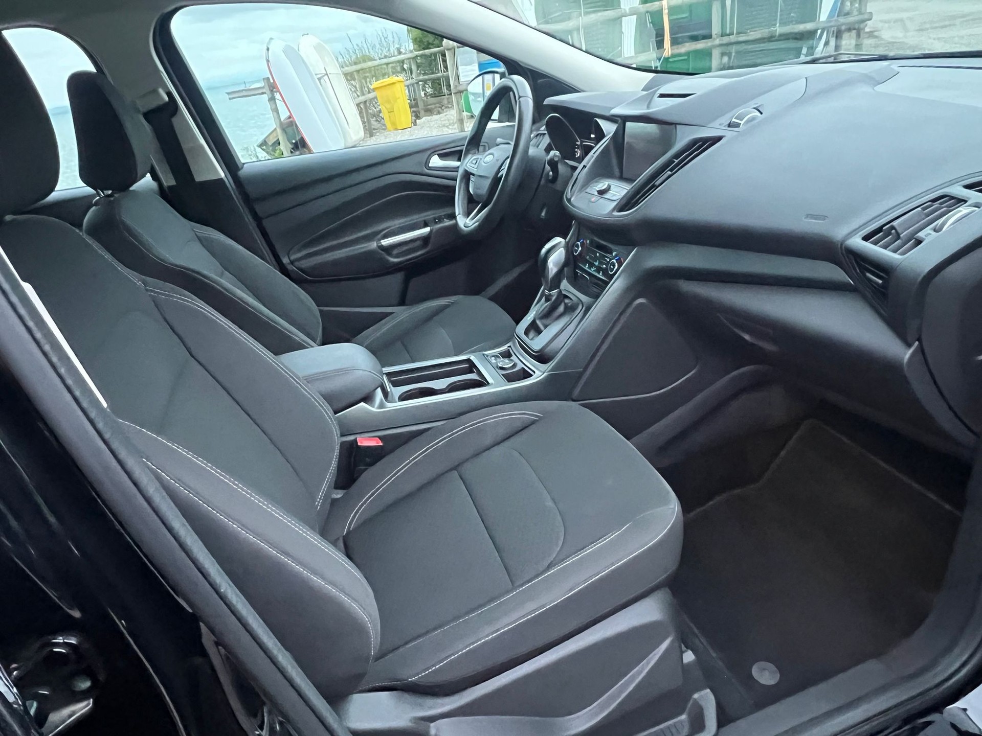 FORD Kuga 2.0 TDCi Business Mit AHK-image-11