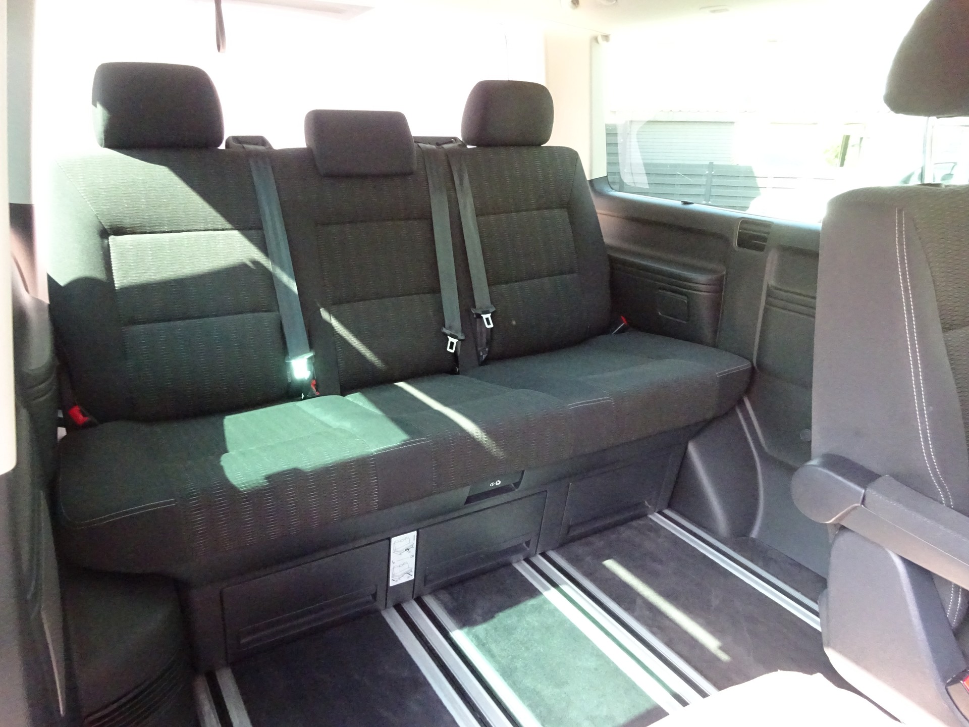 VW T6 Multivan 2.0 TDI Comfortline 4Motion DSG LWB-image-12
