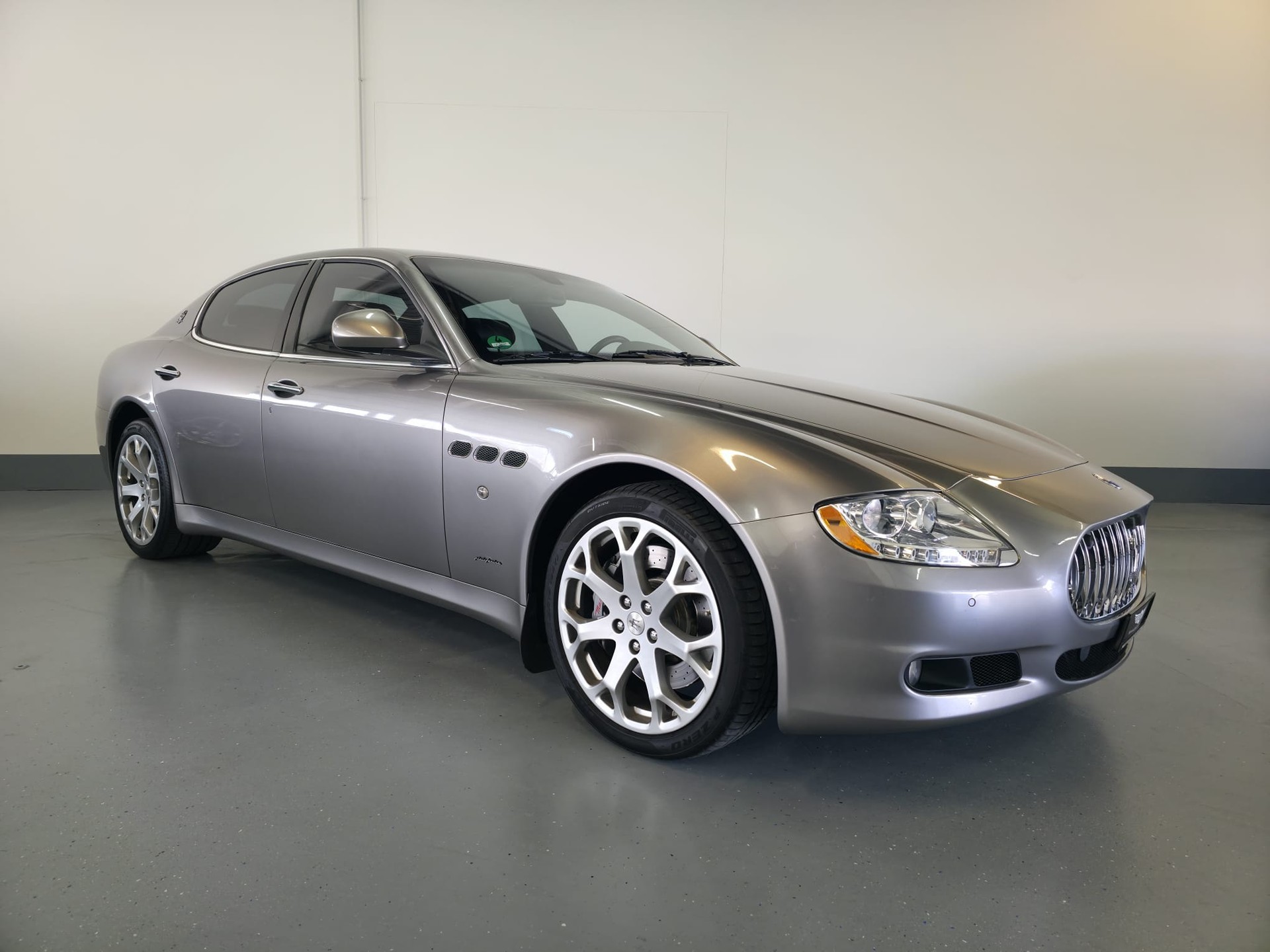 MASERATI Quattroporte 4.7 V8 S Automatica-image-2