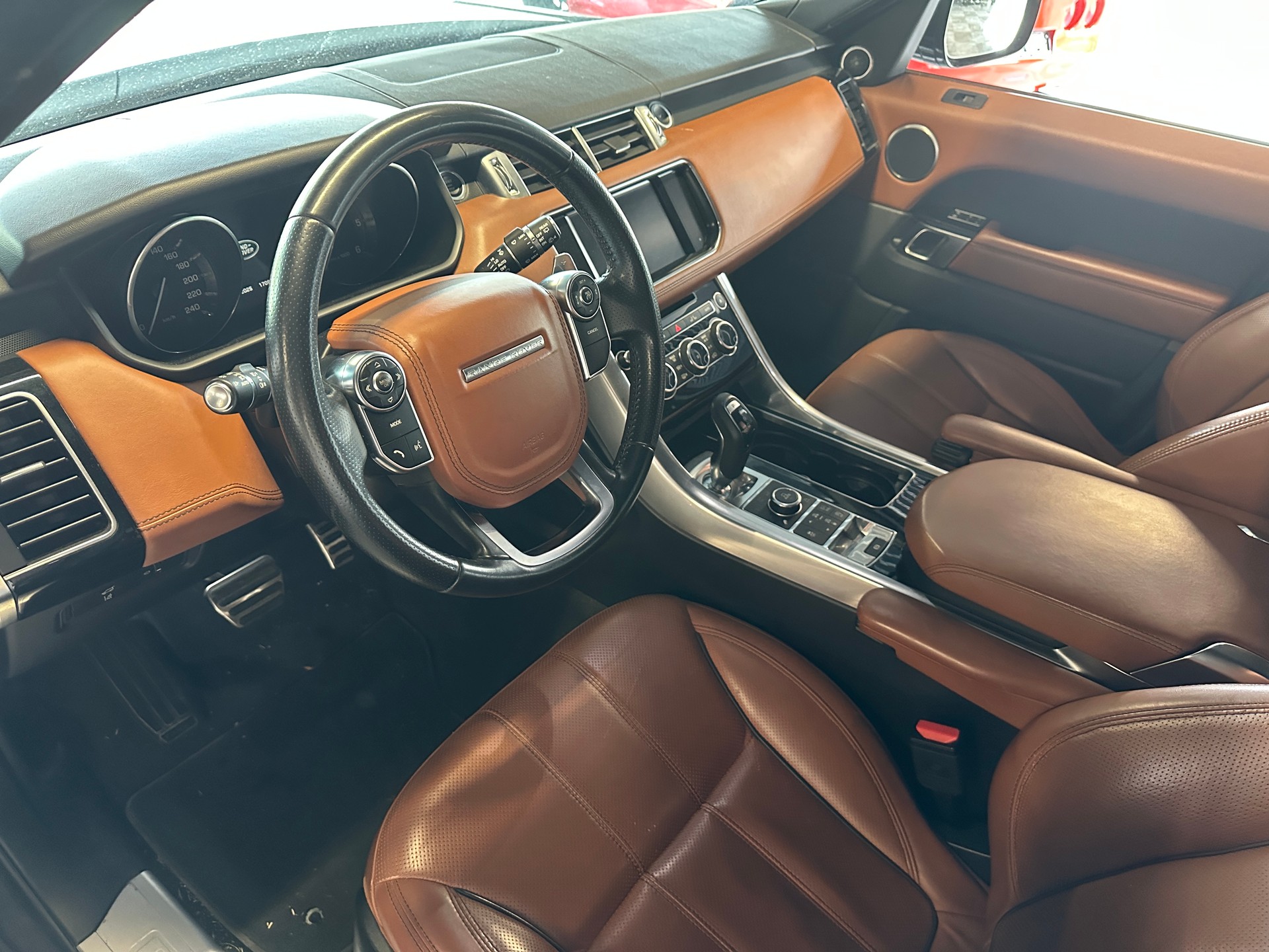 LAND ROVER Range Rover Sport 3.0 SDV6 SE Automatic-image-3
