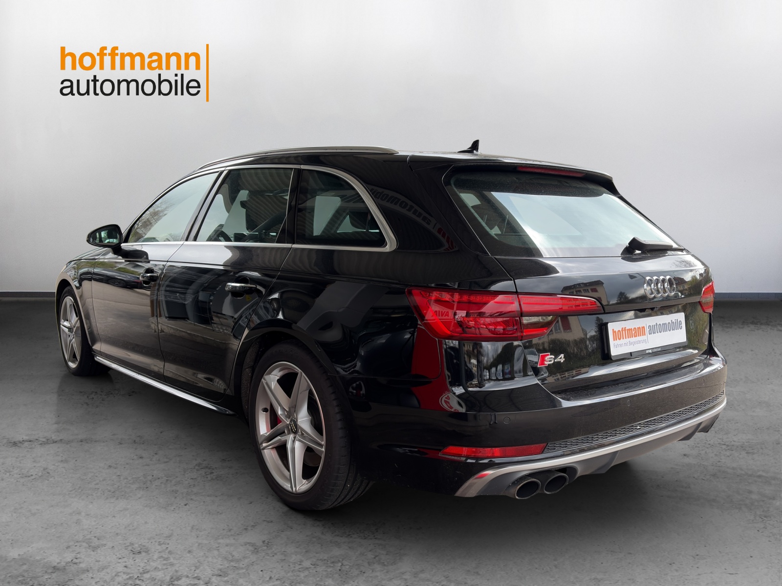 AUDI S4 Avant 3.0 TFSI quattro tiptronic-image-5