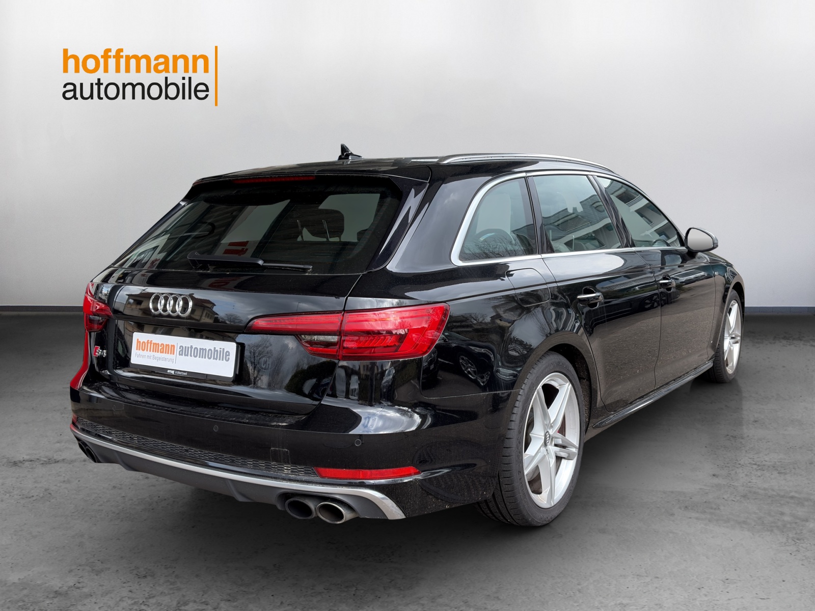 AUDI S4 Avant 3.0 TFSI quattro tiptronic-image-3