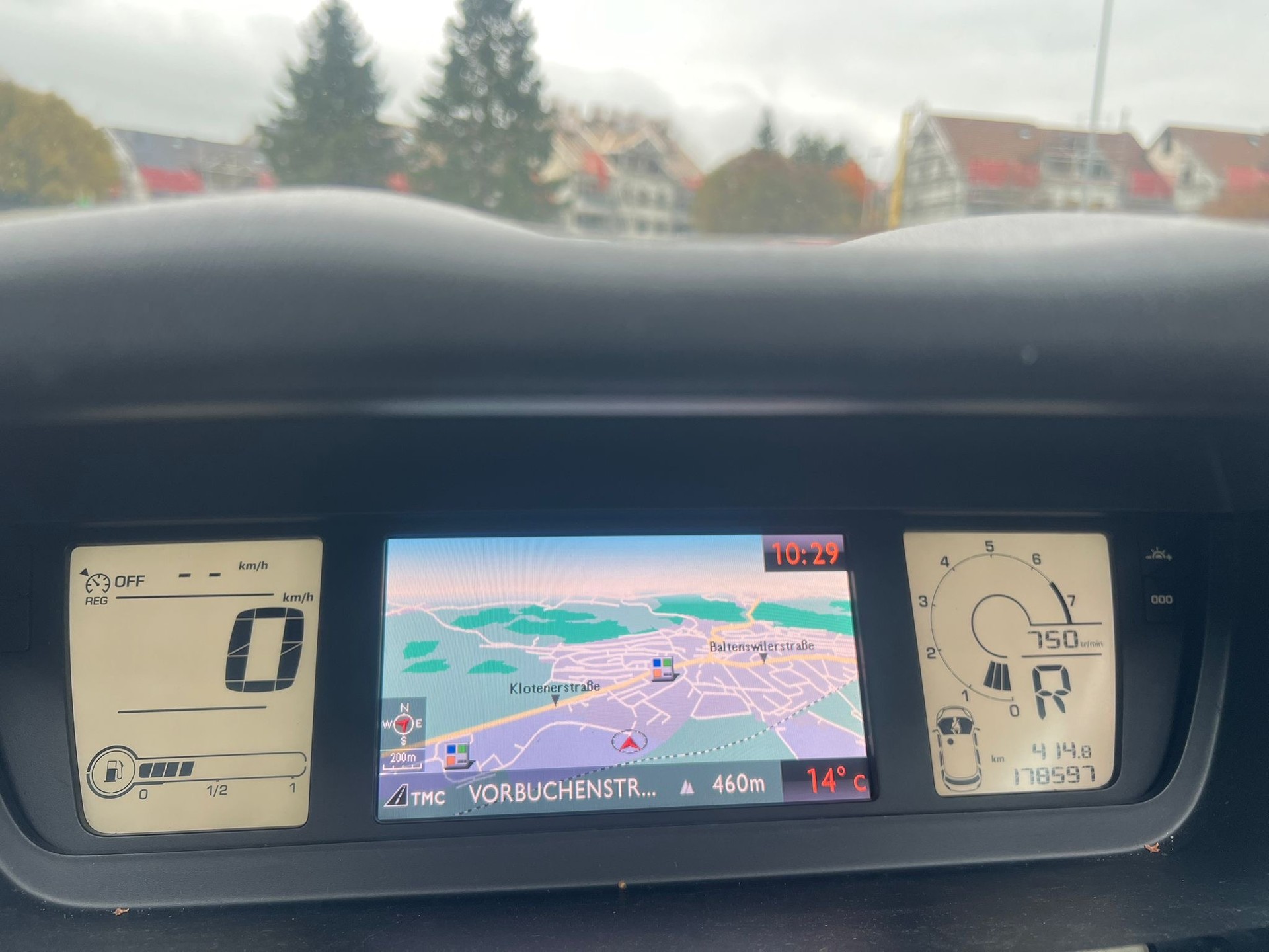 CITROEN Grand C4 Picasso 1.6i 16V Turbo Exclusive+ BMP6-image-10