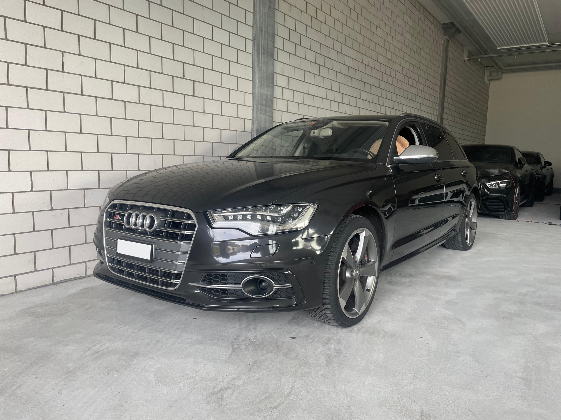AUDI S6 Avant 4.0 TFSI V8 quattro S-tronic Vollausstattung-image-1