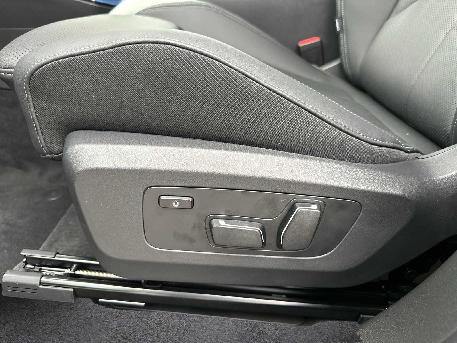 BMW X3 xDrive 30e M Sport-image-17