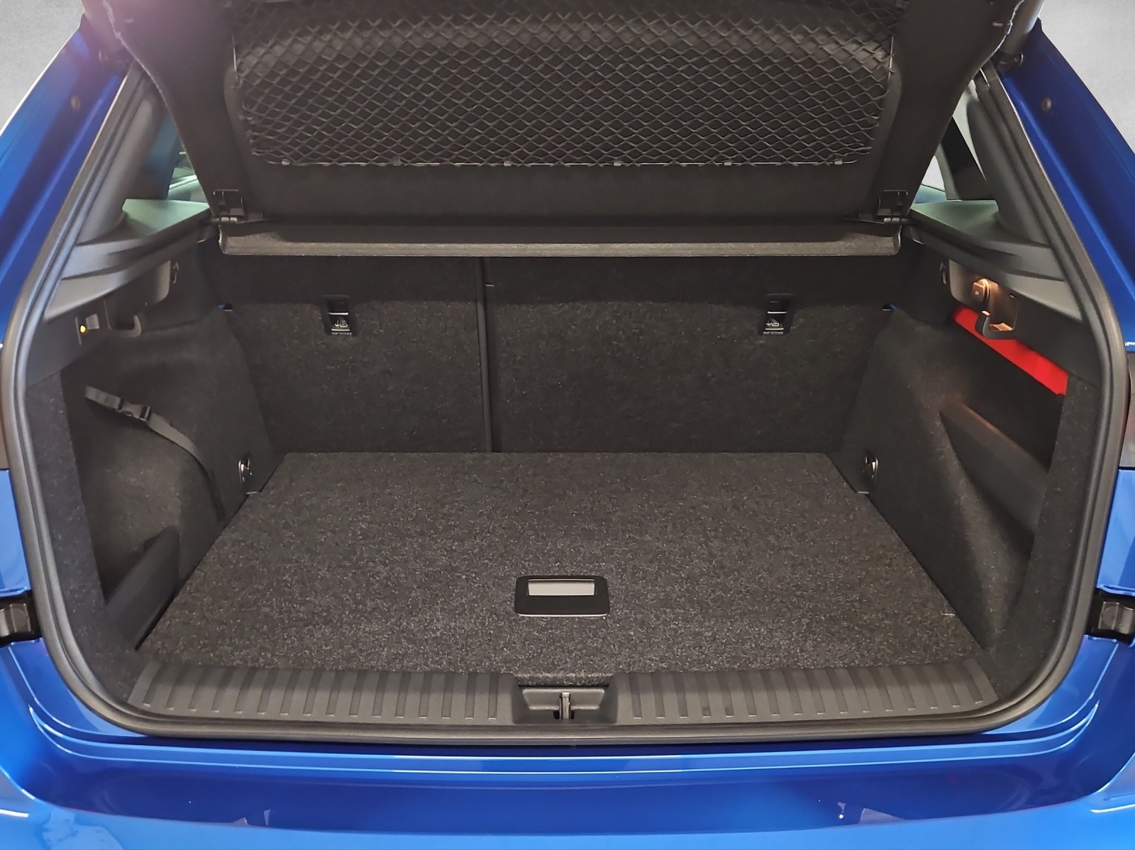 SKODA Kamiq 1.0 TSI Dynamic DSG-image-10