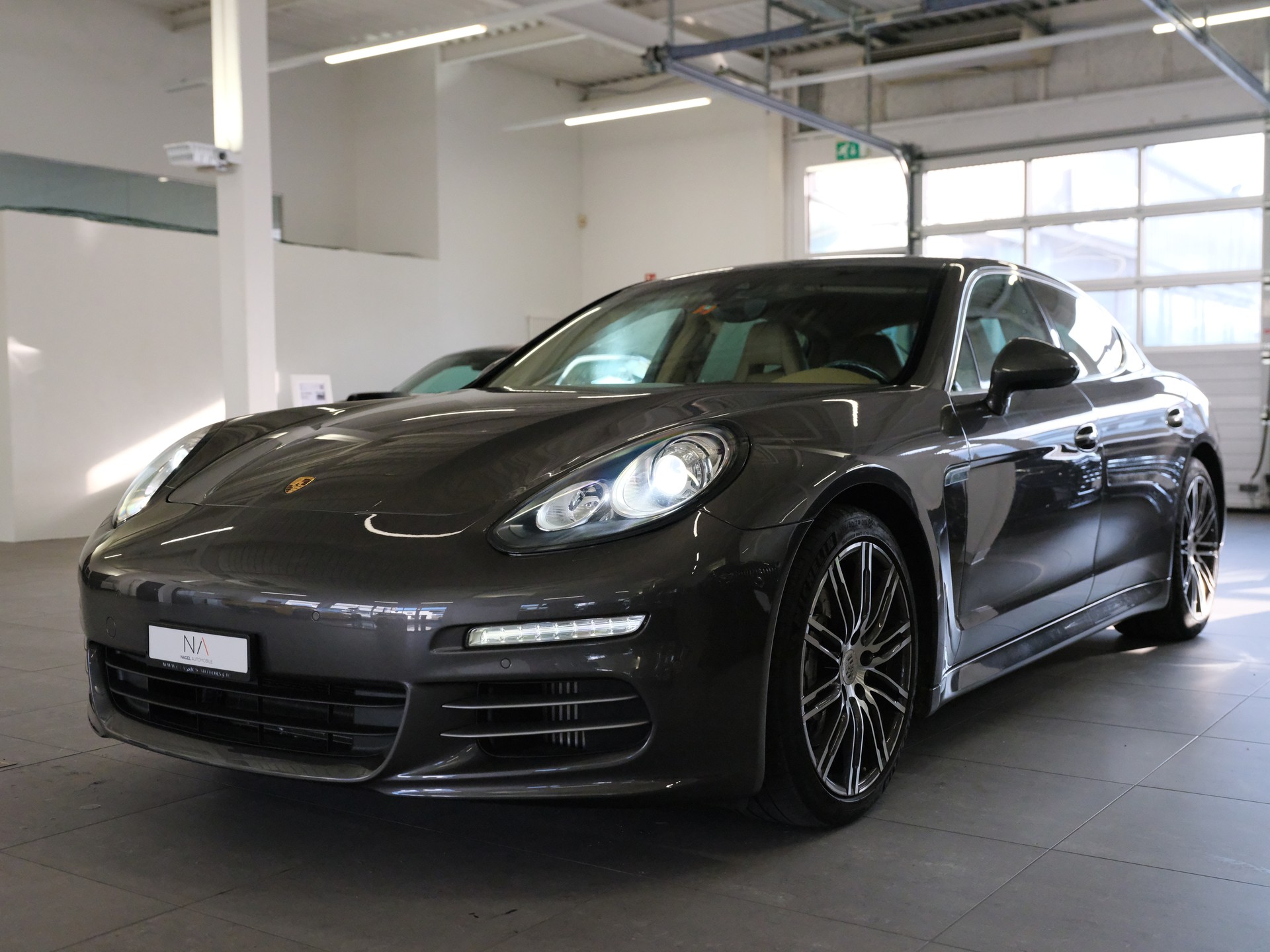 PORSCHE Panamera 4S 3.0 PDK *Bose Soundsystem*-image-3