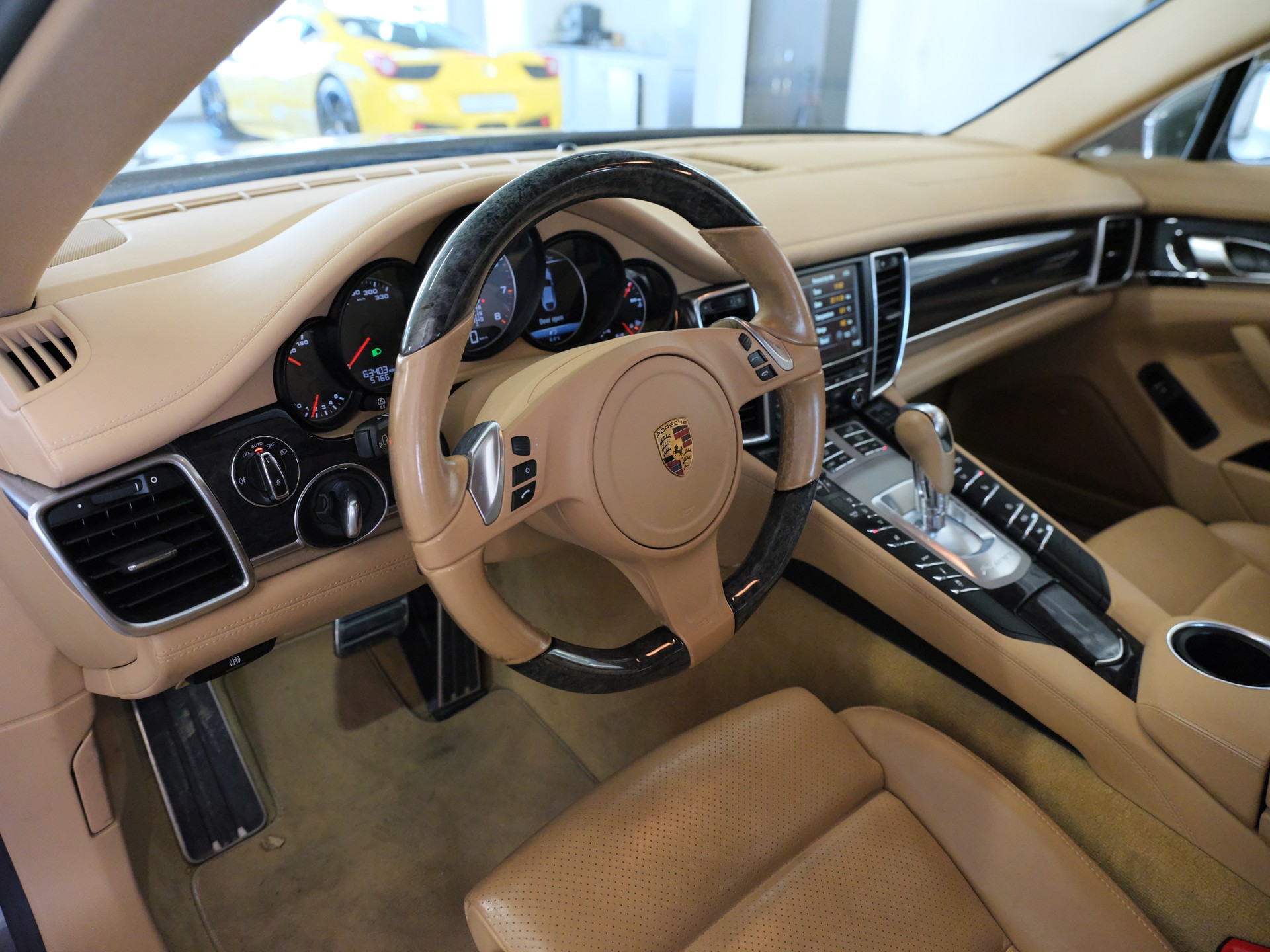 PORSCHE Panamera 4S 3.0 PDK *Bose Soundsystem*-image-13
