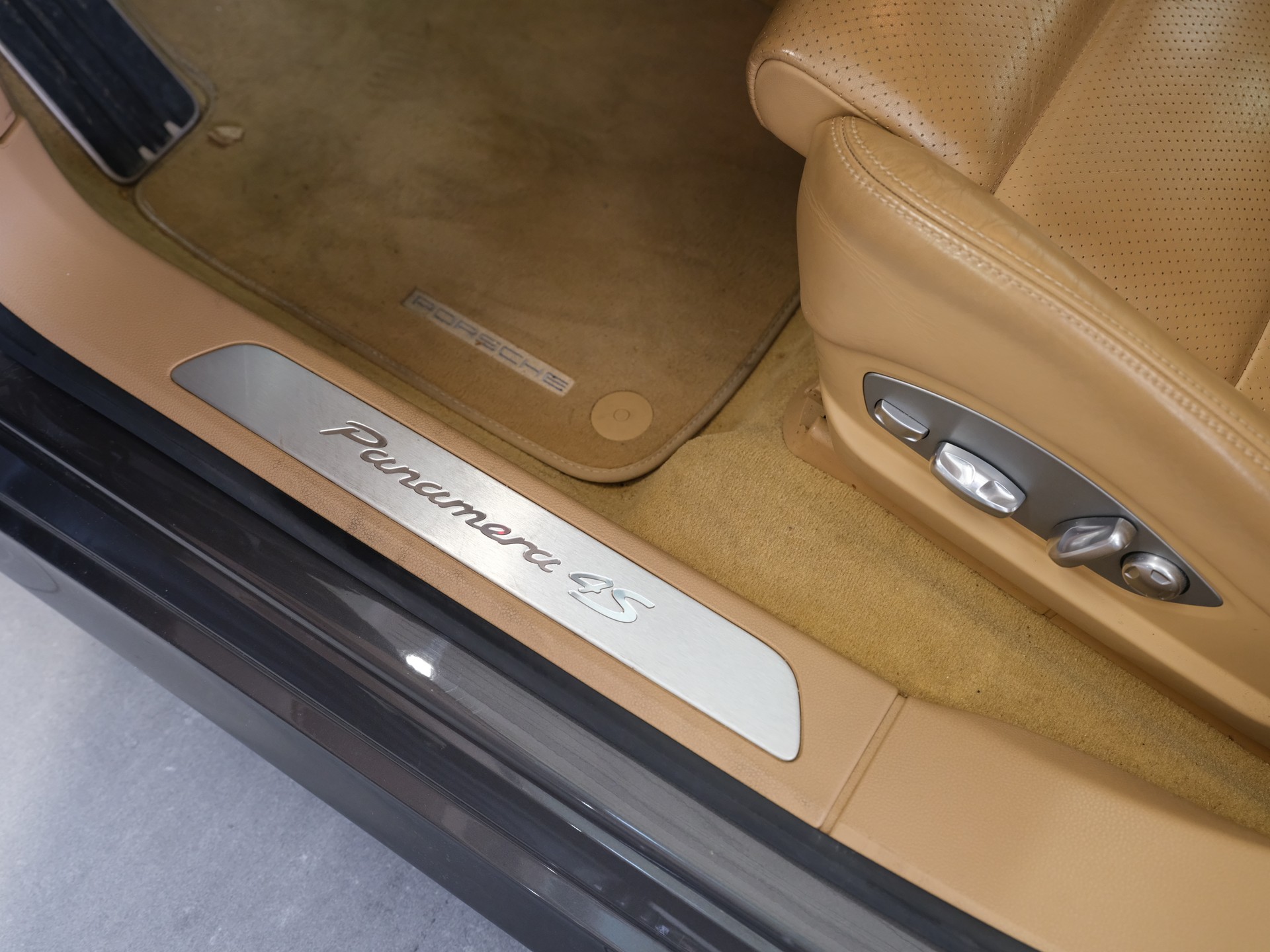 PORSCHE Panamera 4S 3.0 PDK *Bose Soundsystem*-image-18