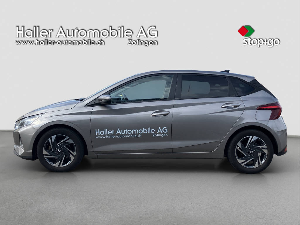 HYUNDAI i20 1.0 T-GDi Amplia *Handschalter*-image-1