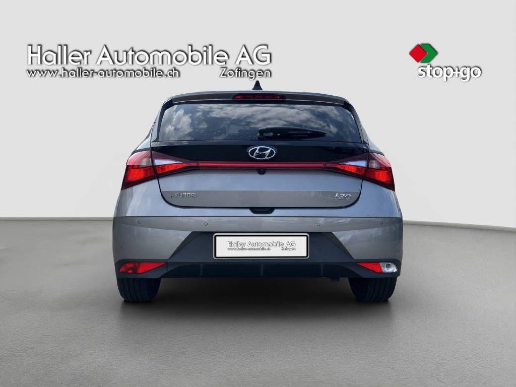 HYUNDAI i20 1.0 T-GDi Amplia *Handschalter*-image-3
