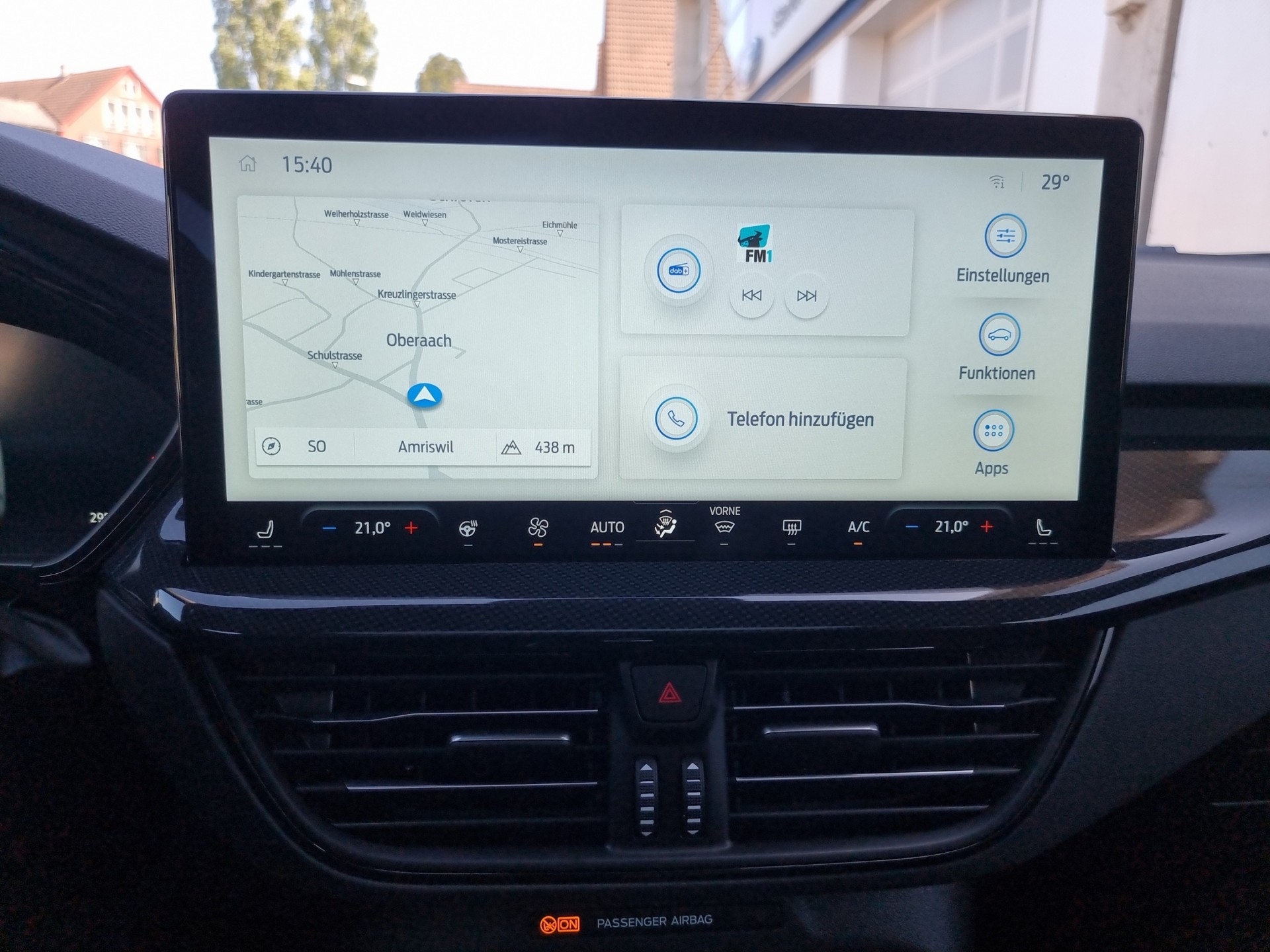 FORD Focus Station Wagon 1.0i EcoB Hybrid 155 ST-Line X-image-6