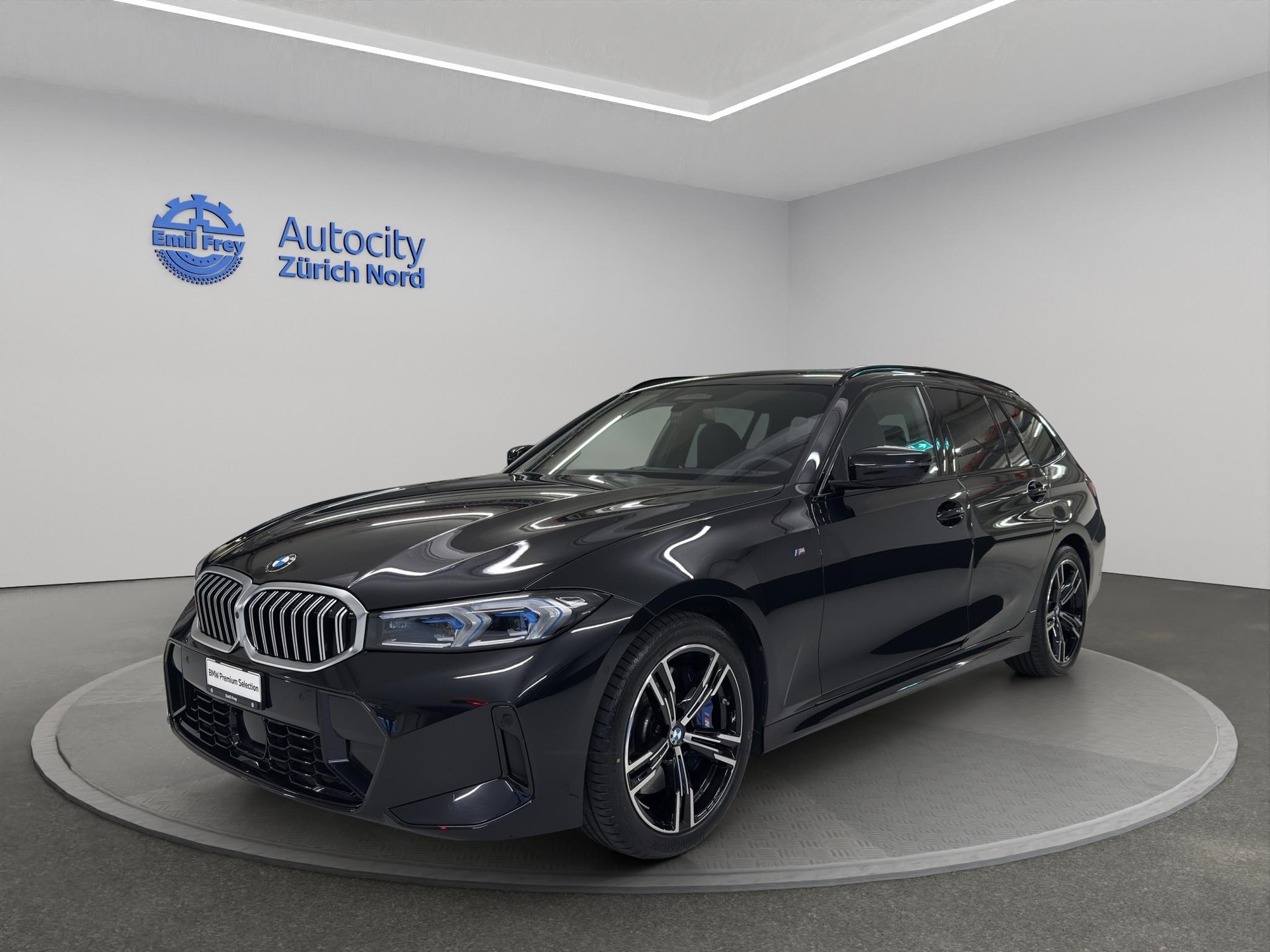 BMW 330d xDrive 48V Touring