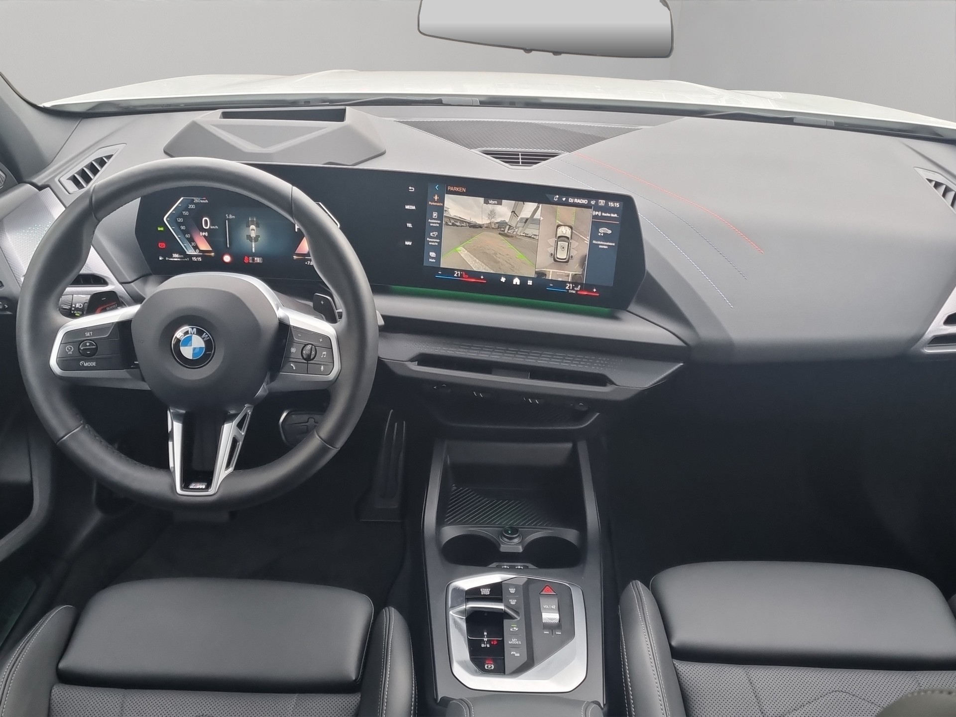 BMW 123 xDrive M Sport Steptronic-image-15