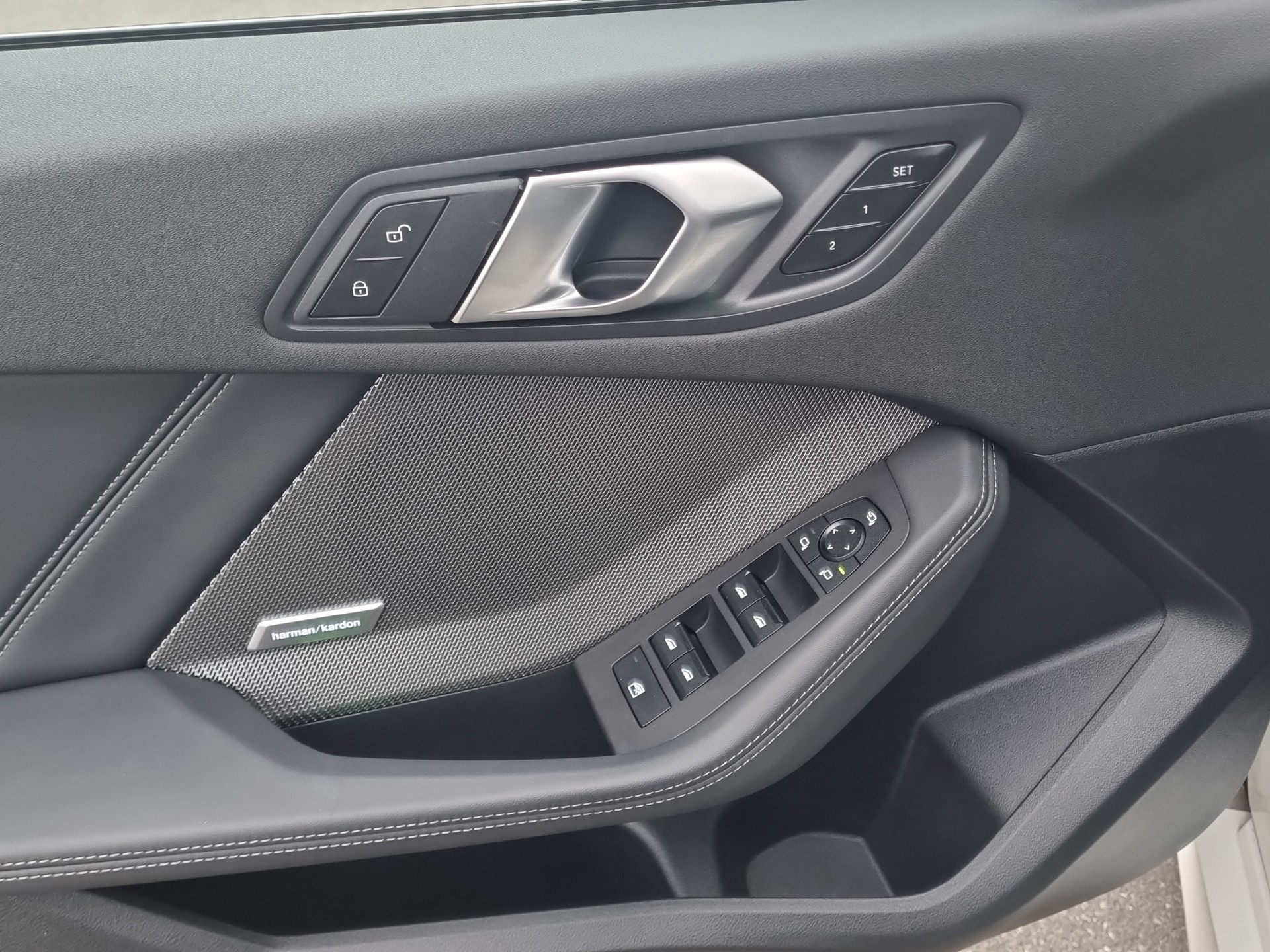 BMW 123 xDrive M Sport Steptronic-image-11