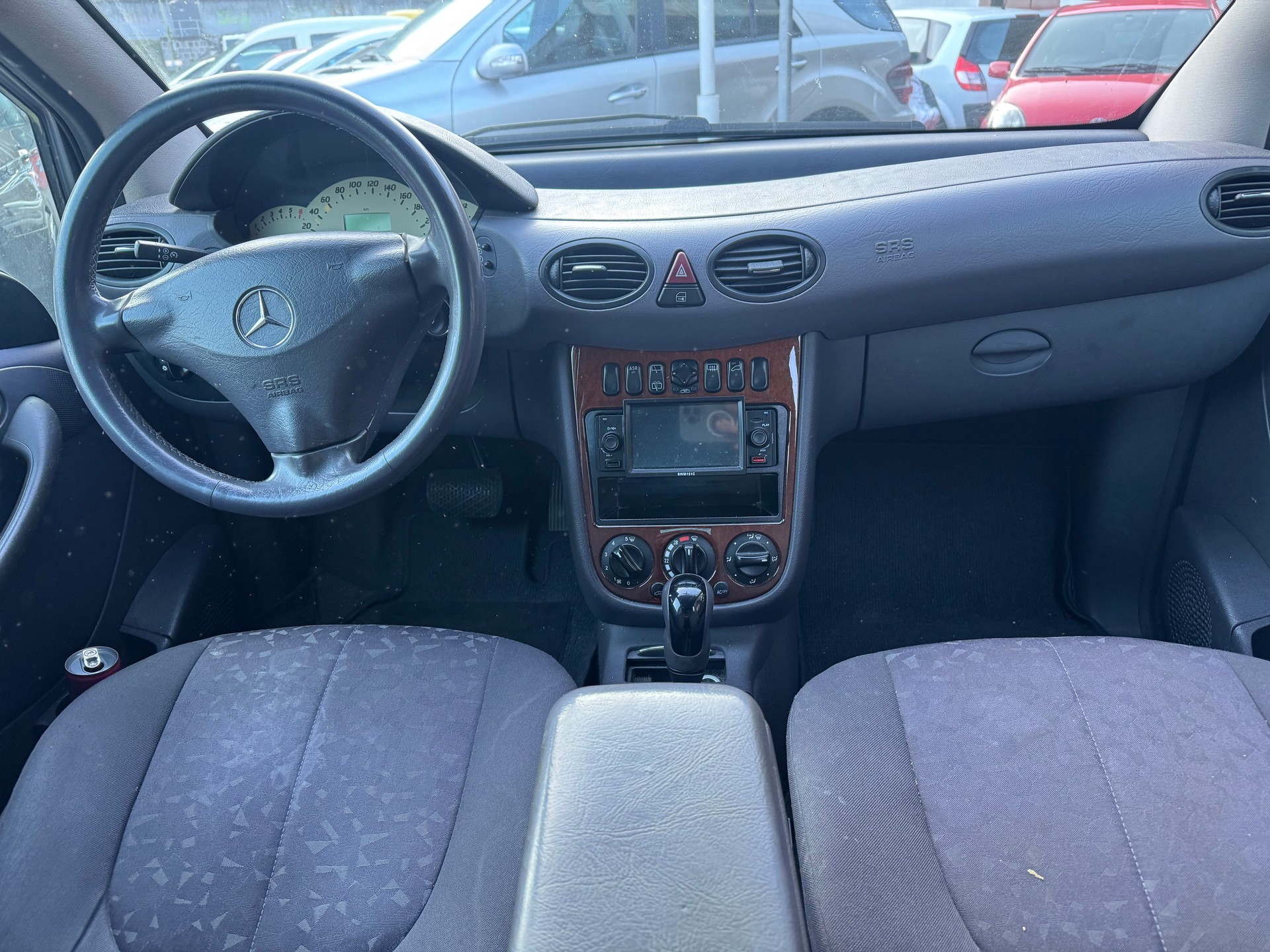 MERCEDES-BENZ A 170 CDI Elégance-image-3