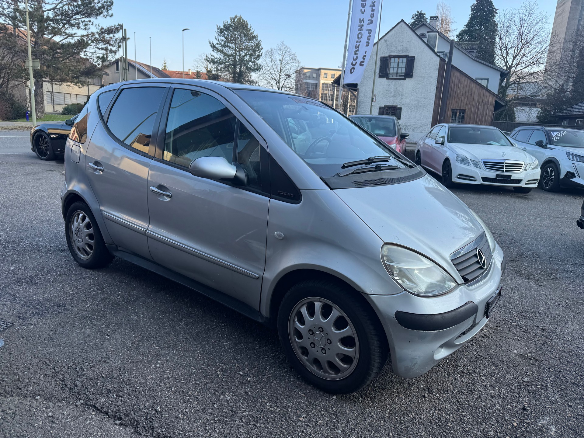 MERCEDES-BENZ A 170 CDI Elégance-image-1