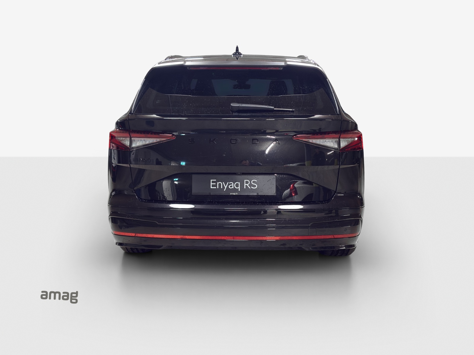 SKODA Enyaq 4x4 RS-image-3