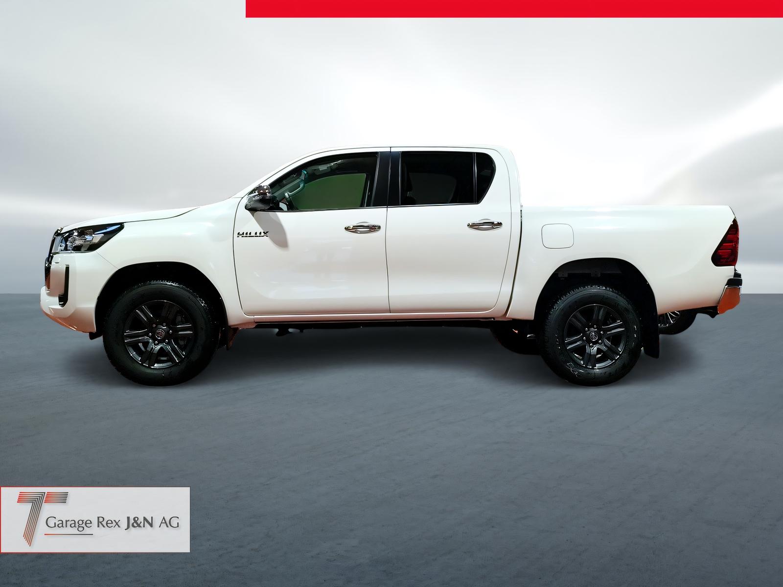 TOYOTA Hilux Double Cab.-Pick-up 2.8 D-4D MHEV 230 Style-image-1