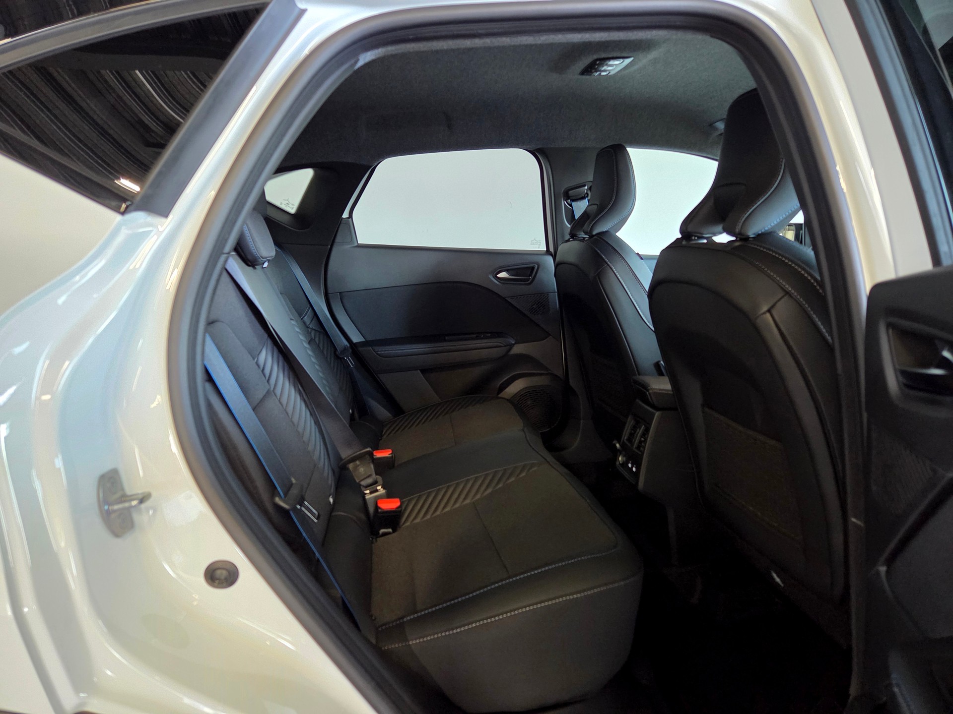 RENAULT CAPTUR E-TECH FULL HYBRID esprit Alpine E-Tech 160-image-23