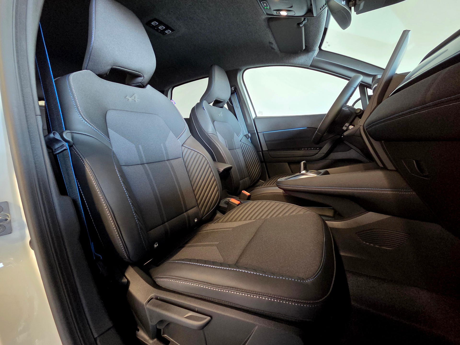 RENAULT CAPTUR E-TECH FULL HYBRID esprit Alpine E-Tech 160-image-3