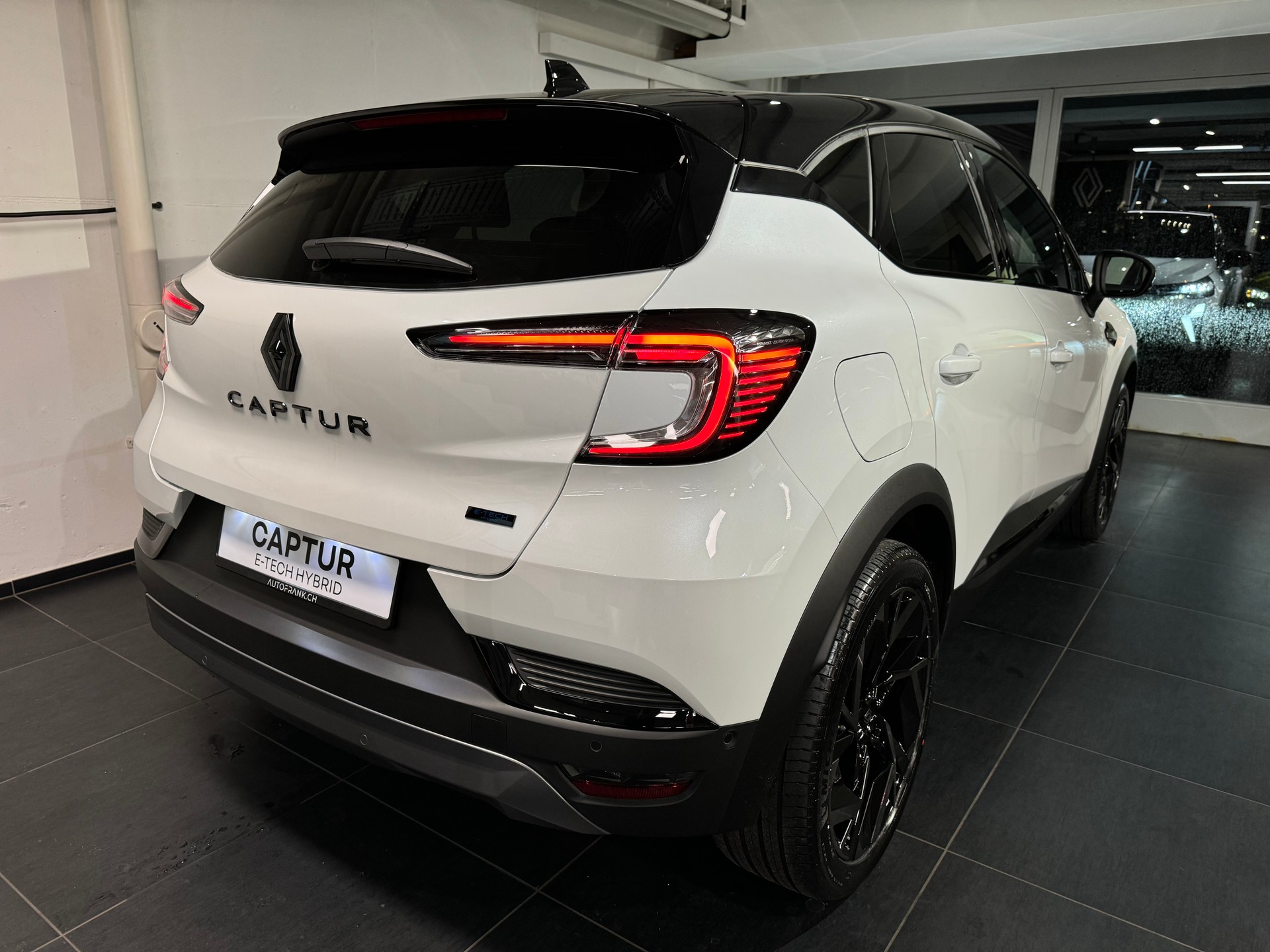 RENAULT CAPTUR E-TECH FULL HYBRID esprit Alpine E-Tech 160-image-11
