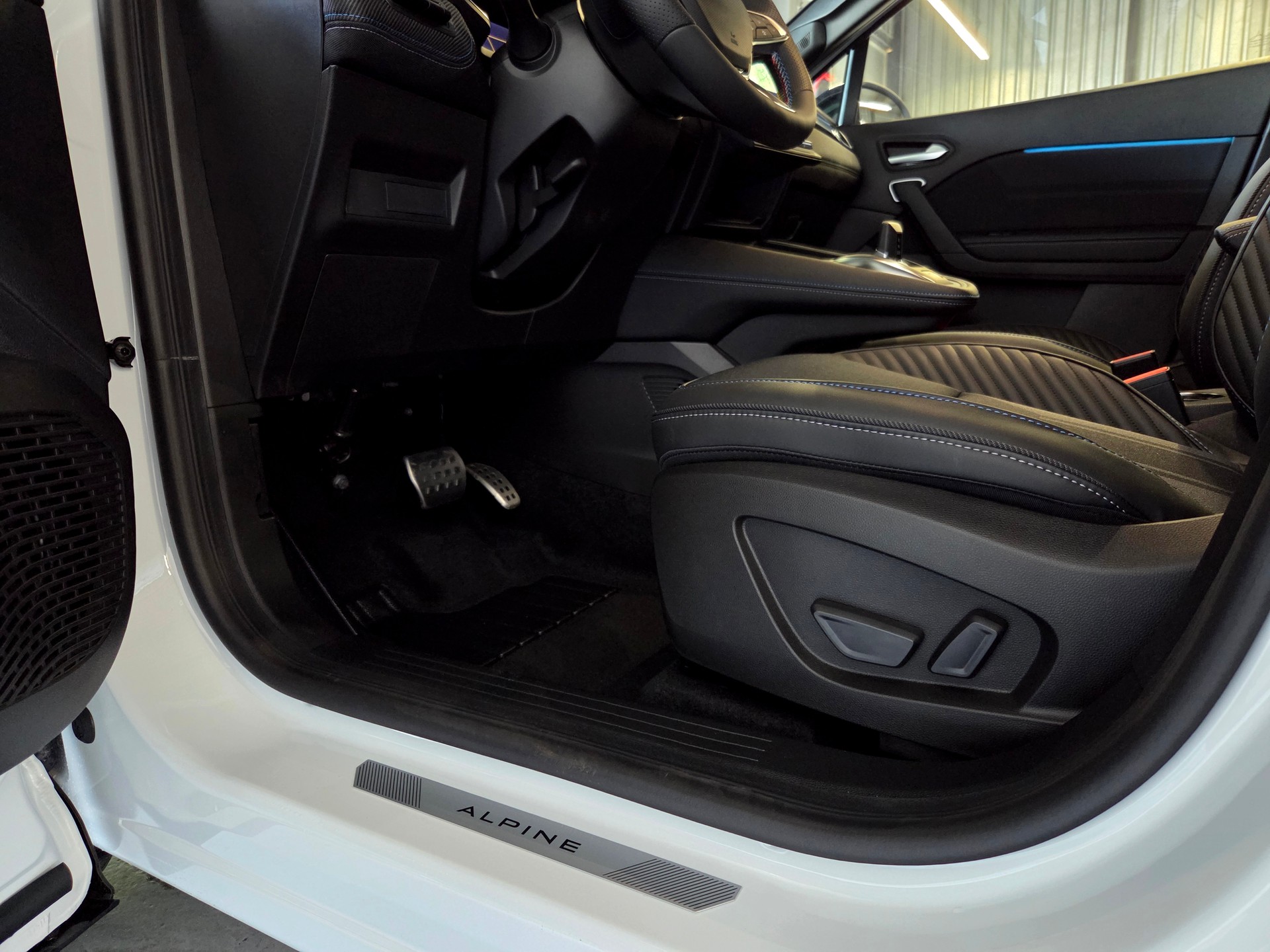 RENAULT CAPTUR E-TECH FULL HYBRID esprit Alpine E-Tech 160-image-13
