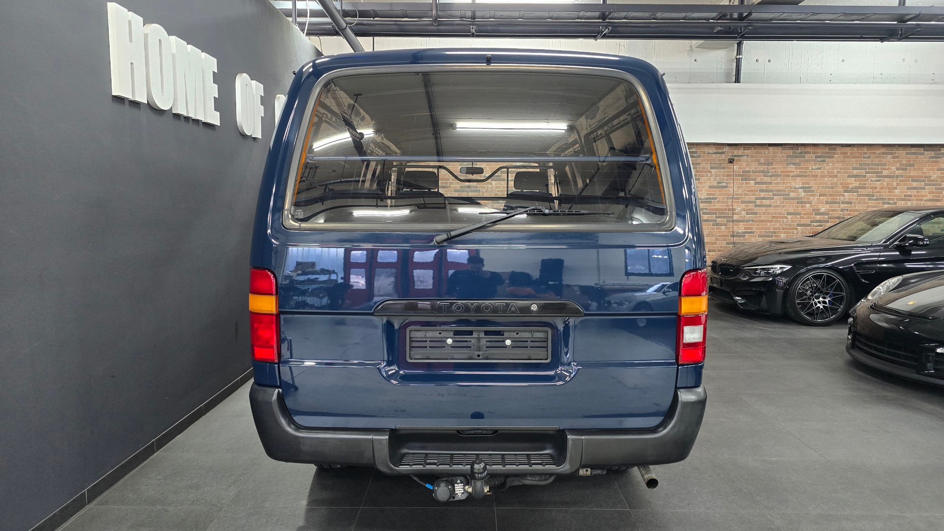 TOYOTA Hiace 2.4 EFI 4X2-image-9