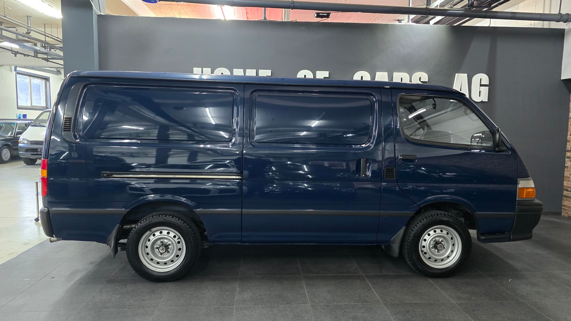 TOYOTA Hiace 2.4 EFI 4X2-image-14