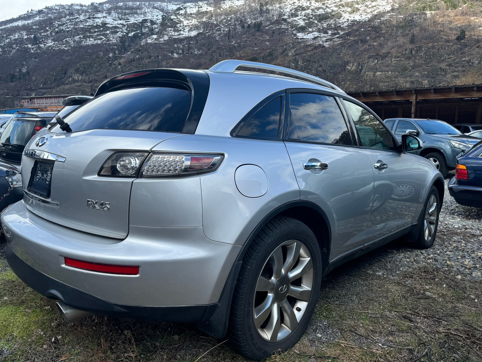 INFINITI FX 45-image-11