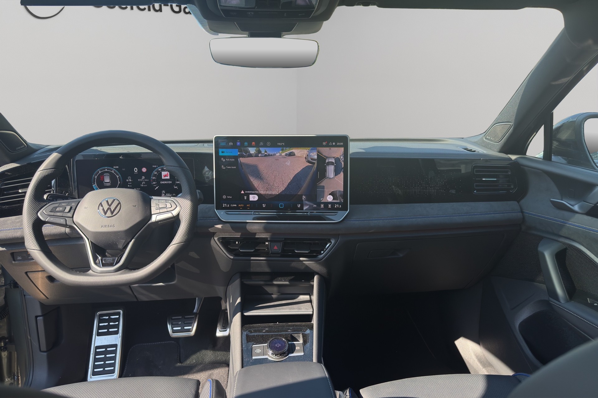 VW Tiguan 2.0 TSI DSG R-Line Plus 4Motion-image-7