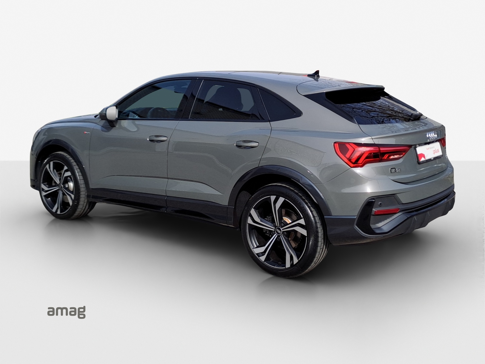 AUDI Q3 Sportback 40 TDI S line Attraction quattro S-tronic-image-2