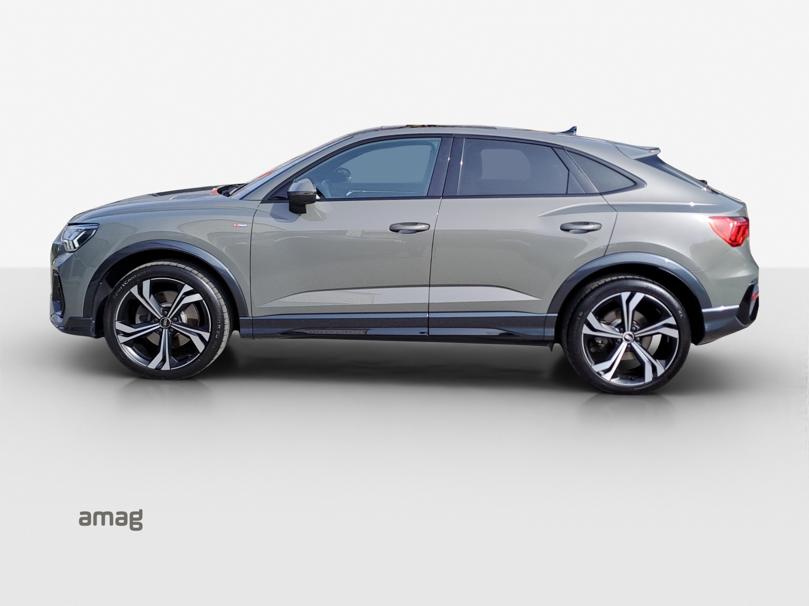AUDI Q3 Sportback 40 TDI S line Attraction quattro S-tronic-image-1