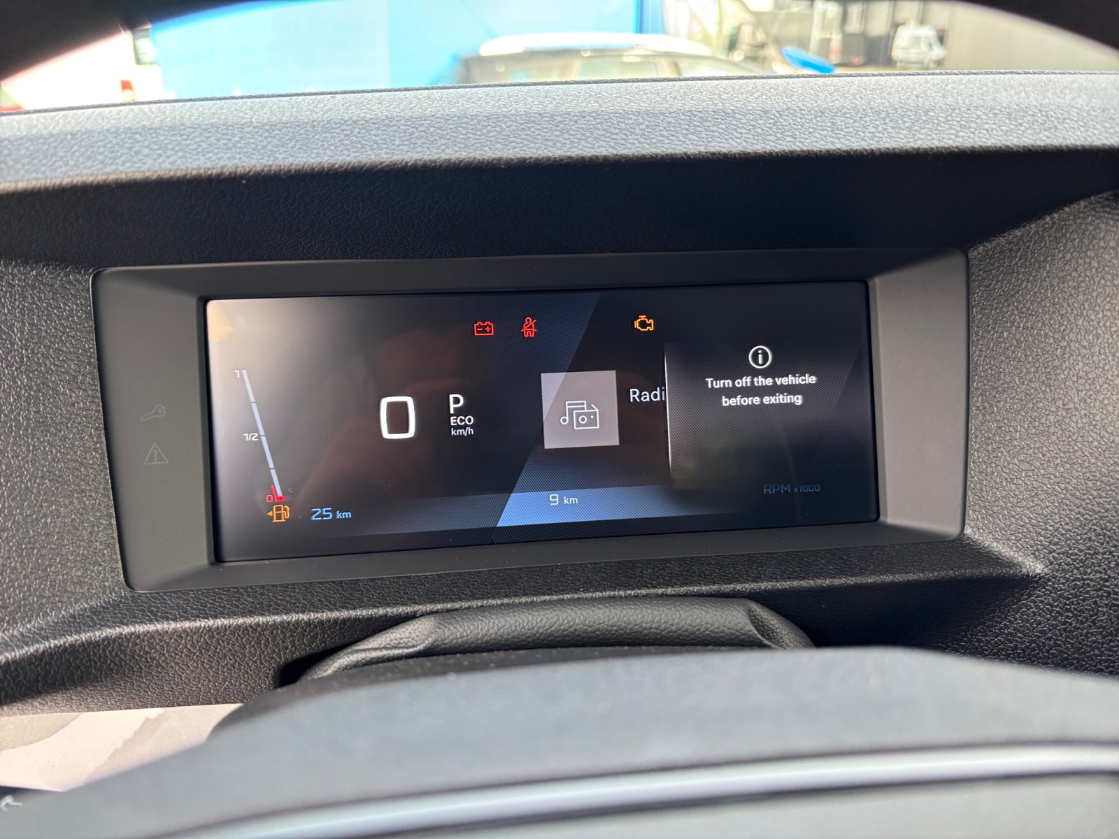 PEUGEOT Expert 2.2 BlueHDi 150 S&S Standard EAT8-image-10