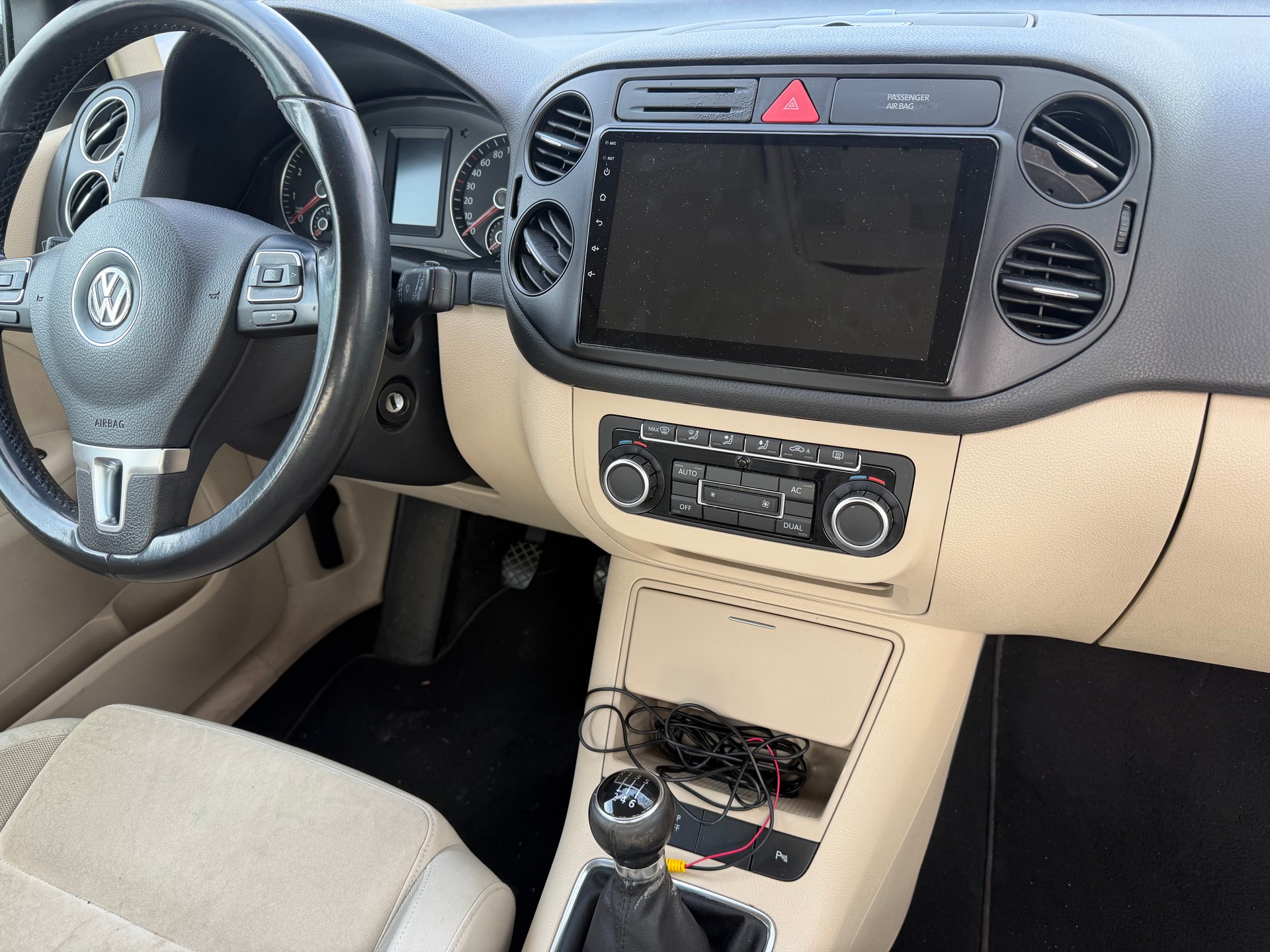 VW Golf Plus 1.4 TSI Highline-image-7