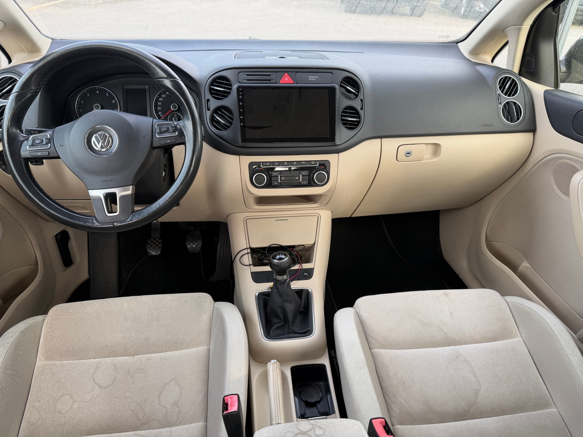 VW Golf Plus 1.4 TSI Highline-image-12