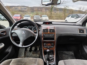 PEUGEOT 307 1.6 16V XS-image-4