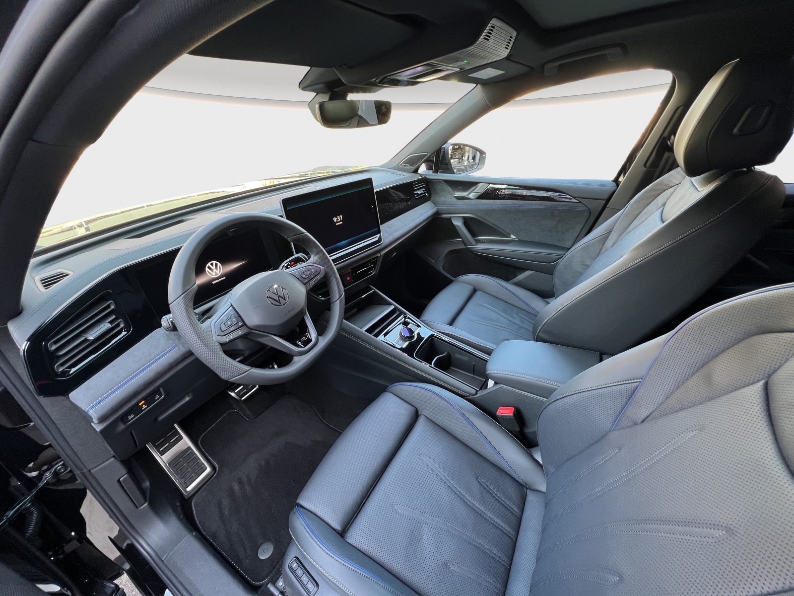 VW Tiguan 2.0 TSI DSG R-Line 4Motion-image-8