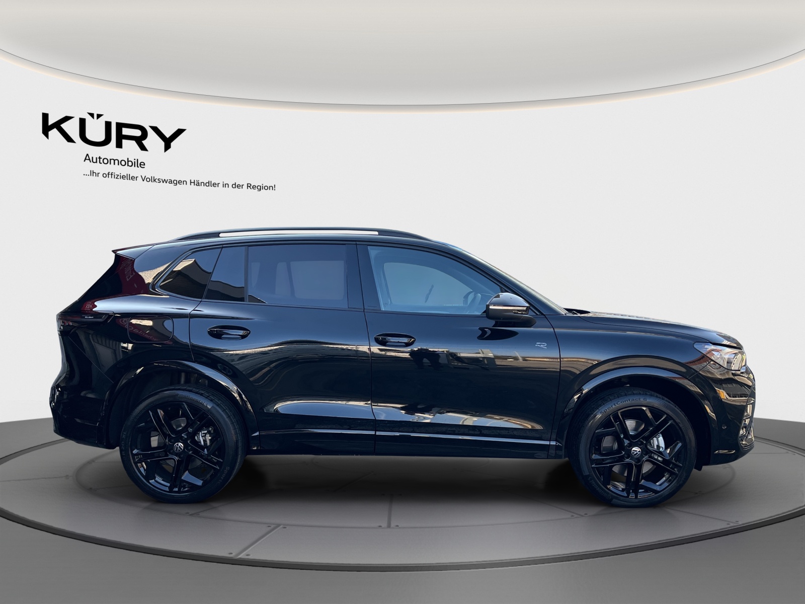 VW Tiguan 2.0 TSI DSG R-Line 4Motion-image-3