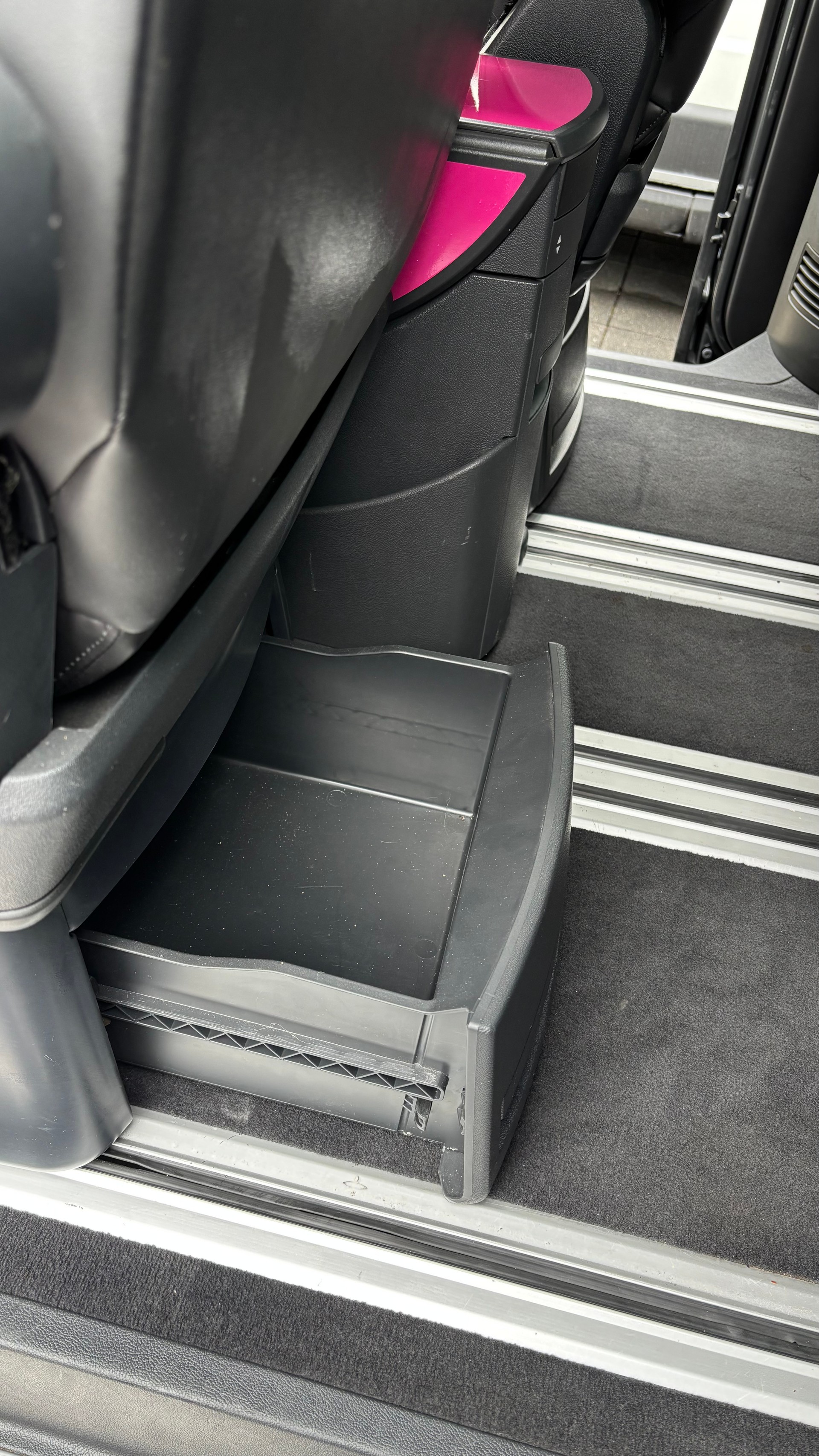 VW T6 Multivan 2.0 Bi-TDI Highline 4Motion DSG-image-12